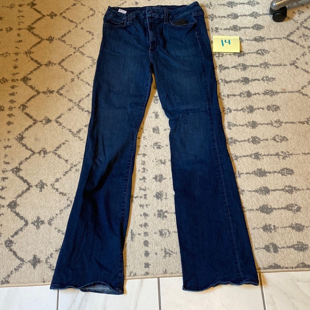 Joe’s High Rise Honey Curvy Bootcut (32) medium dark wash